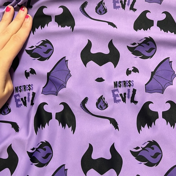 Malificent Mistress of evil printed skater skirt - Picture 3 of 3